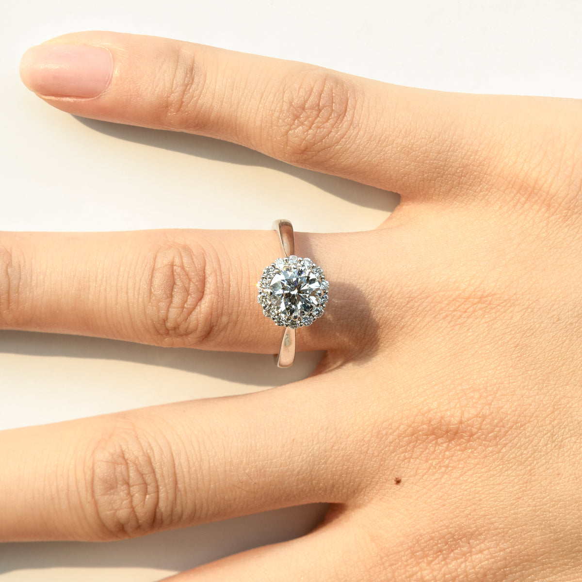 Starburst Halo Round Diamond Ring